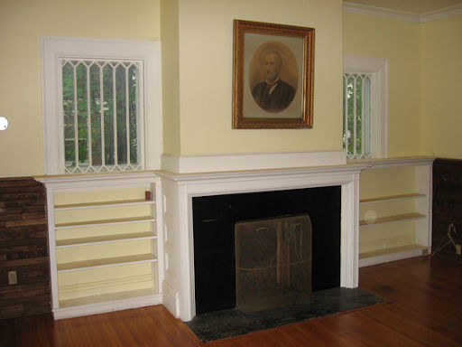 Iles Manor - Fireplace in Conference Room