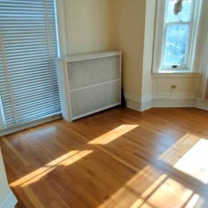 Hampshire-A-Suite-203-side-window_original